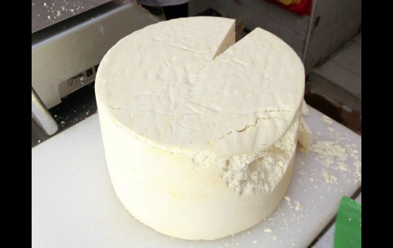 El Quark es un queso fresco, algo ácido que se puede consumir en un pedazo de pan. EL INFORMADOR / ARCHIVO