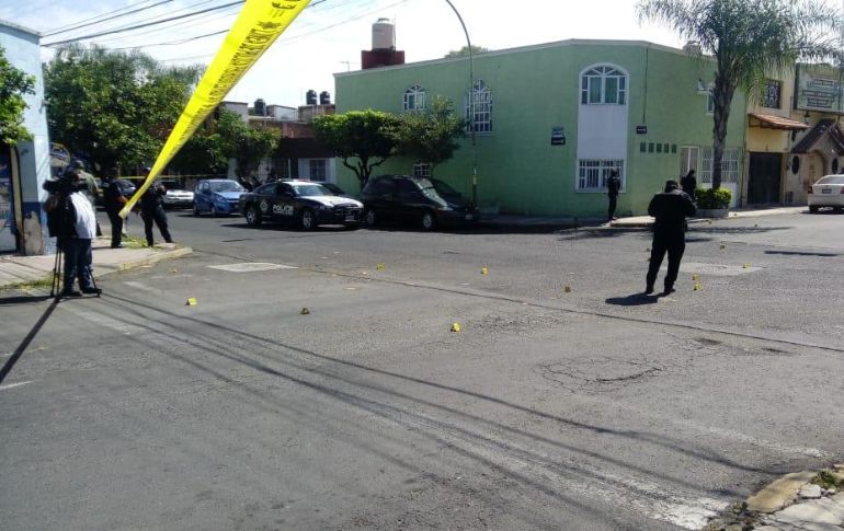 Una balacera más fue reportada en la colonia Rinconada Guadalupe, dentro de una plaza comercial ubicada en el cruce de Guadalupe y Daniel Comboni. ESPECIAL/