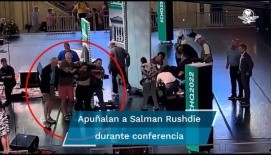 Testigos graban apuñalamiento a Salman Rushdie