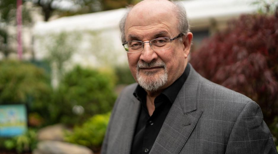 La fama de Rushdie siempre estuvo ensombrecida por la amenaza de muerte. EFE/ARCHIVO