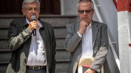 El Presidente López Obrador envía sus condolencias por el fallecimiento de su exsecretario de Hacienda Carlos Urzúa. AFP/ARCHIVO