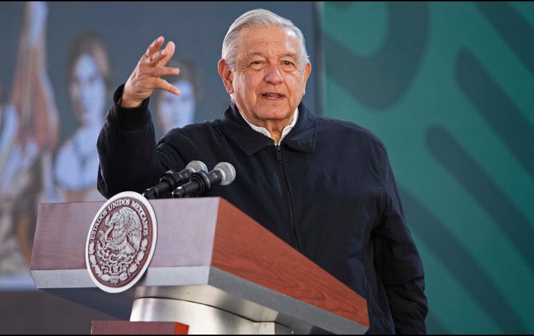 El Presidente Andrés Manuel López Obrador hace llamado a la ciudadanía que se manifestará este 8M. EFE/ I. Villamueva