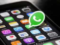 Es posible enviar mensajes a través de la aplicación de mensajería instantánea WhatsApp sin aparecer online. ESPECIAL/Foto de Heiko en Unsplash