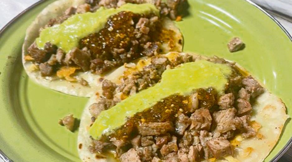 Disfruta de unos tacos con mucho sabor en El Saguaro del Omar. ESPECIAL