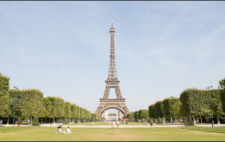 El Gobierno francés explica este lunes que los ingresos de los turistas internacionales en 2023 aumentaron un 12 %. UNSPLASH / K. DREW