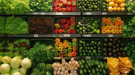 Aprovecha las ofertas en frutas, verduras, carnes y pescados. UNSPLASH / NRD