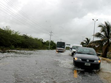 De acuerdo a la previsión, "Beryl" comenzaría afectar a México desde el jueves, pero sería el viernes cuando toque tierra en la Península de Yucatán, como huracán categoría 1. NTX / ARCHIVO